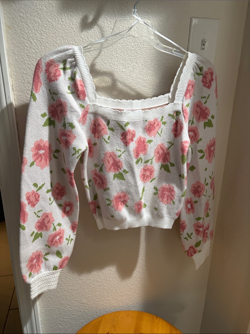 Willow & Wind Est 2016 Floral Sweater XS NWT